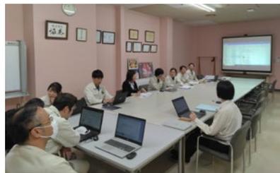 CO2削減に向けた会議の様子